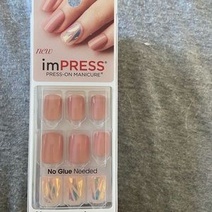 Impress nails neutral set